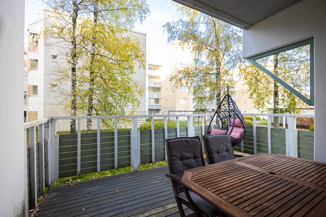 Sarvikatu 4 B