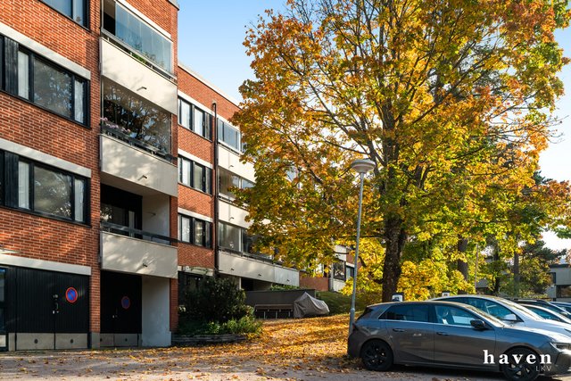 Viherkalliontie 1 B
