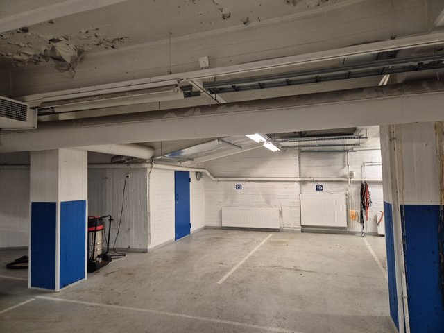 Vuokrattava autopaikka (paikat 19 ja 20)