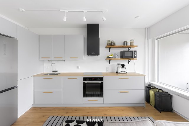 Armas Launiksen katu 16 B