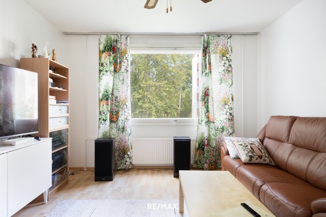Lähdepuistontie 9 B