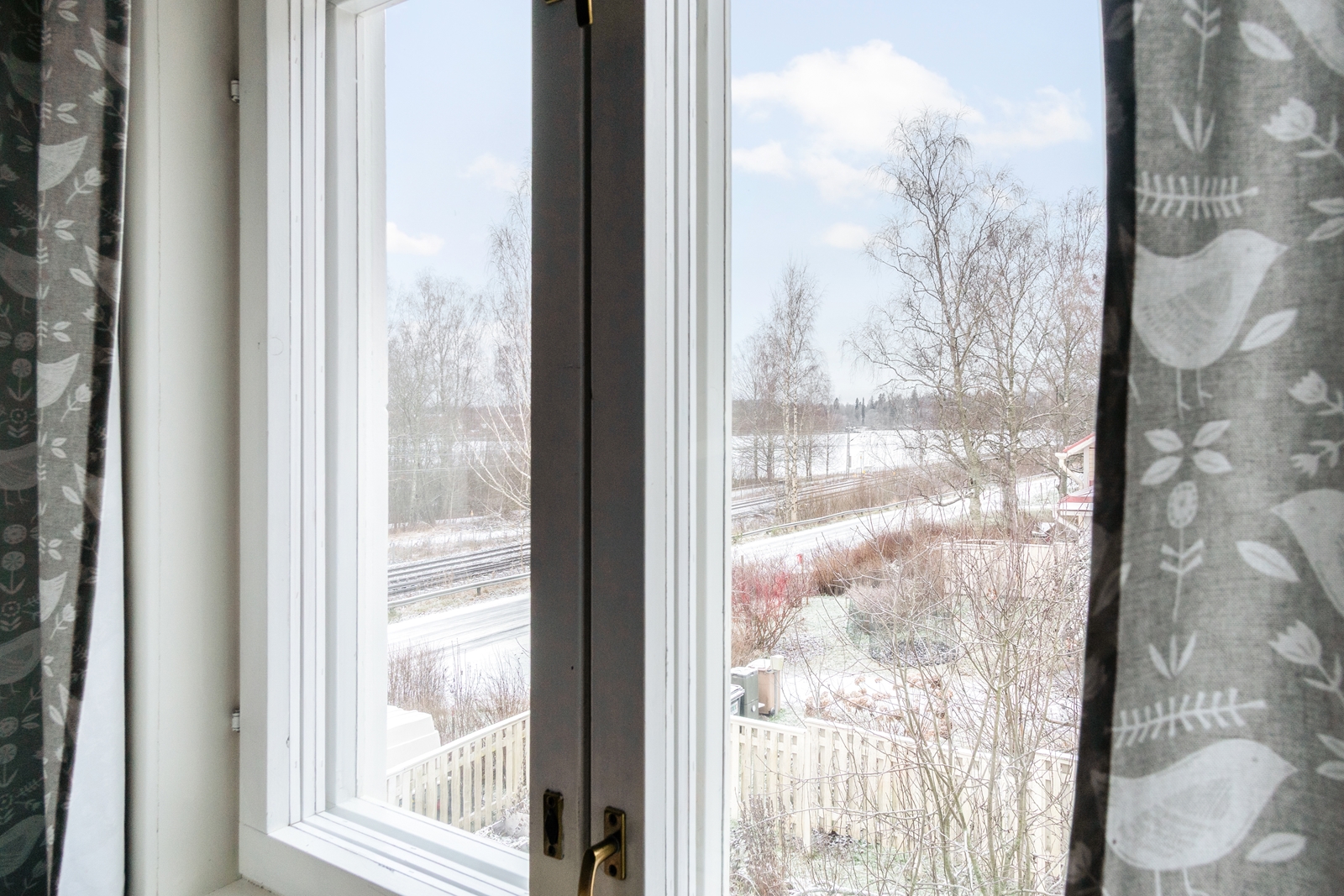 Näkymää yläkerran makuuhuoneesta