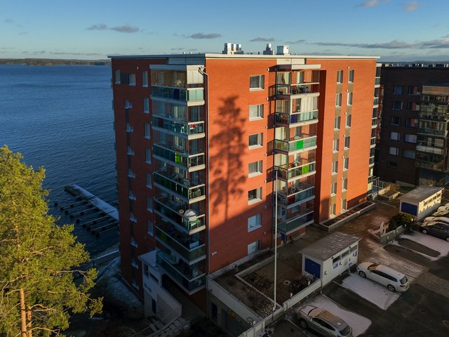 Järvihelmenkatu 9 A