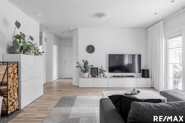 Menninkäisenkuja 3 A