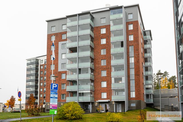 Taivaanpankontie 10C, Kuopio (Puijonlaakso), Kuva 1, esikatselu