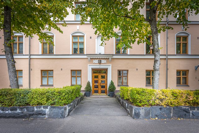 Vuorimiehenkatu 13 A