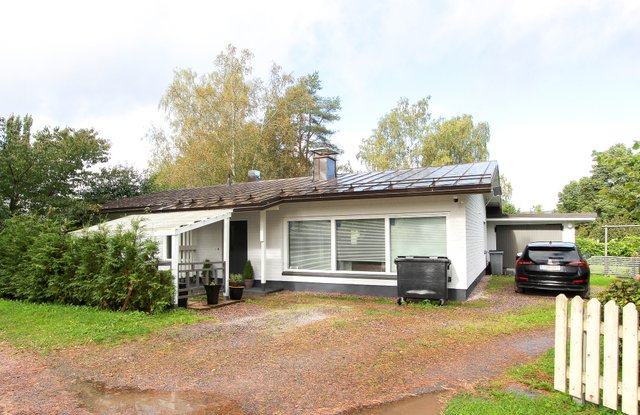 Koukkutie 13