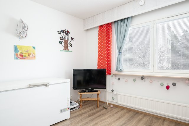 Takilatie 5, Kuopio (Kelloniemi), Kuva 12, esikatselu