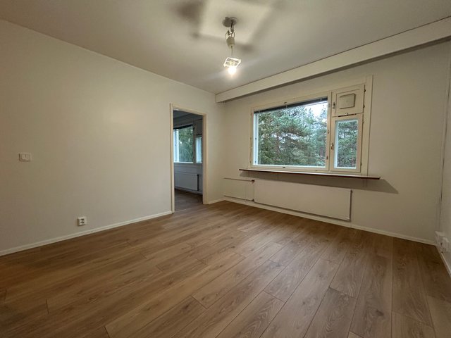 Laajavuorenrinne 5, Vantaa (Martinlaakso), Kuva 4, esikatselu