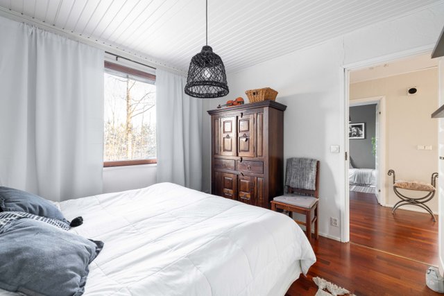 Lintukalliontie 5 B, Vantaa (Kivimäki, Martinlaakso), Kuva 5, esikatselu