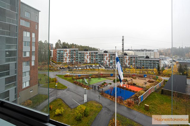 Taivaanpankontie 10C, Kuopio (Puijonlaakso), Kuva 9, esikatselu