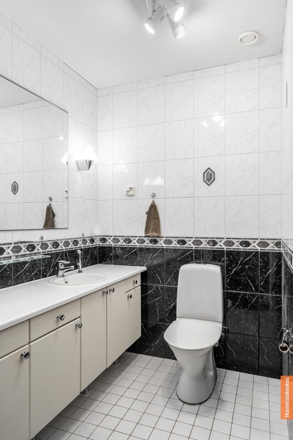 Tahvanankatu 11, Turku (Yli-Maaria), Kuva 18, esikatselu