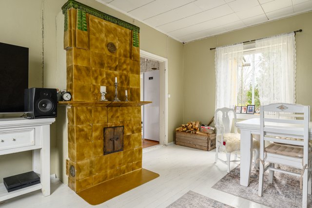 Suorakatu 6, Karkkila (Kannas), Kuva 2, esikatselu