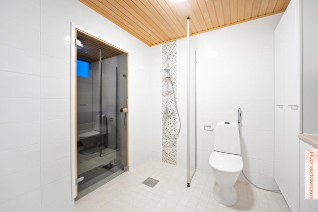 Lasikuja 8, Joensuu (Utra), Kuva 9, esikatselu