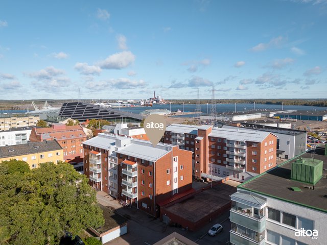 Keskuskatu 2 A