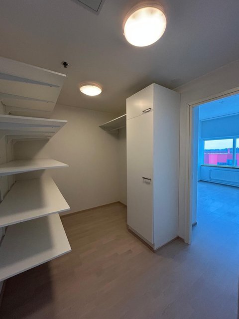 Kauppakartanonkatu 7, Helsinki (Itäkeskus), Kuva 9, esikatselu