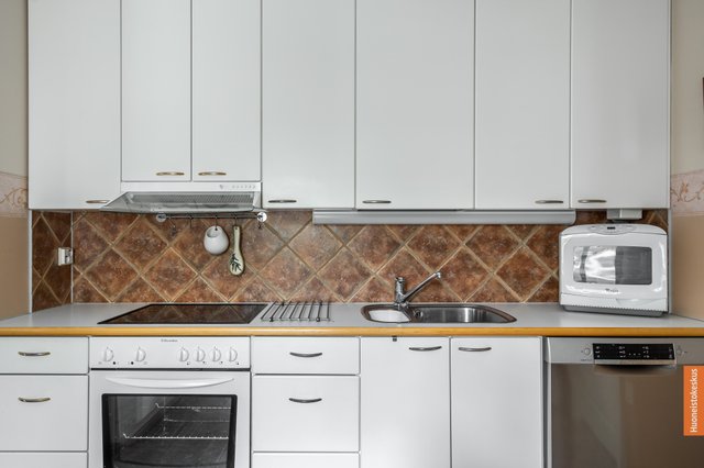 Tahvanankatu 11, Turku (Yli-Maaria), Kuva 5, esikatselu