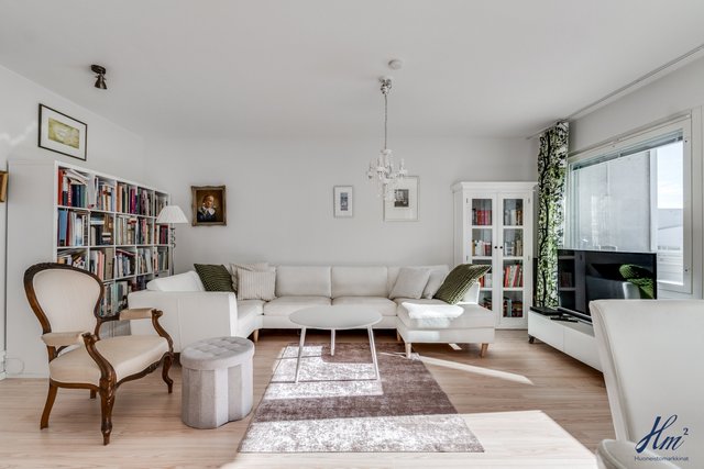 Kellonsoittajankatu 12 B