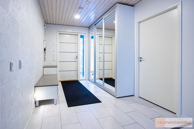 Hallakorvenkatu 10, Kuopio (Rautaniemi), Kuva 11, esikatselu