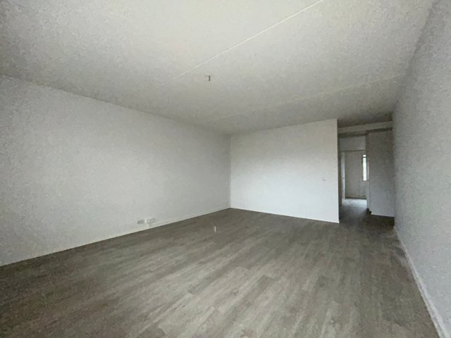 Laajaniityntie 8, Vantaa (Martinlaakso), Kuva 6, esikatselu