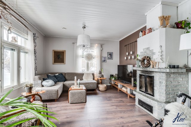 Tiukukuja 4, 21420 Lieto 11