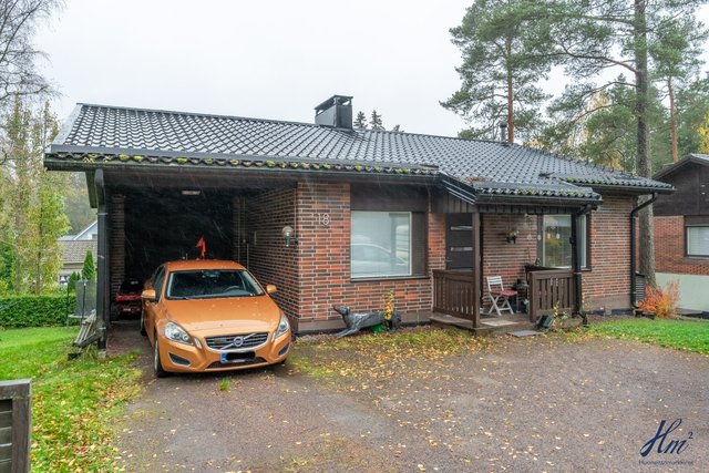 Säästäjäntie 18