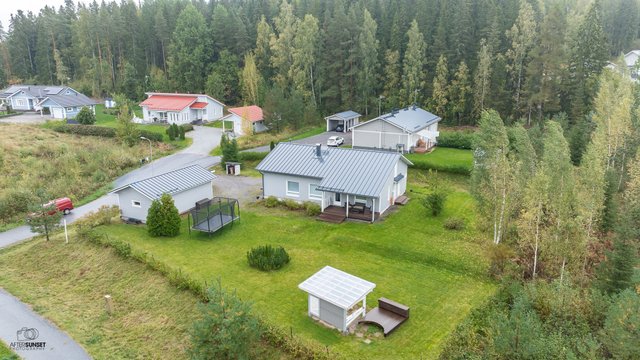 Helminpolku 2