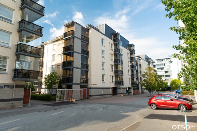 Asemapäällikönkatu 6 as