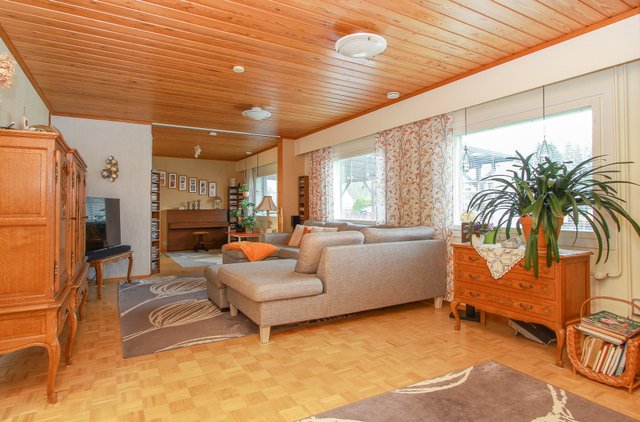 Vipusentie 9, Hyvinkää (Vehkoja), Kuva 3, esikatselu