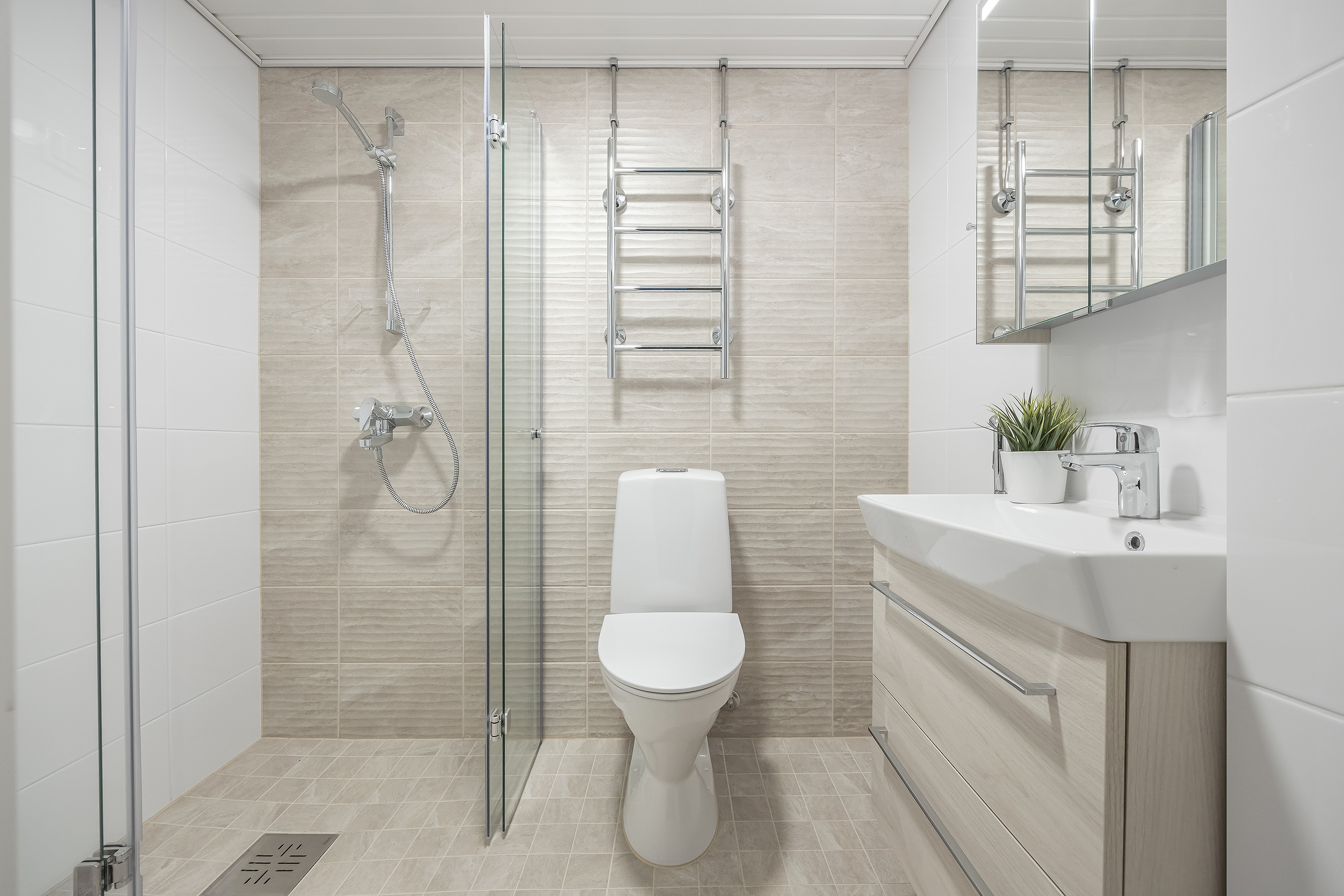 Kylätie, Kauniainen (1. kaupunginosa), Kuva 8