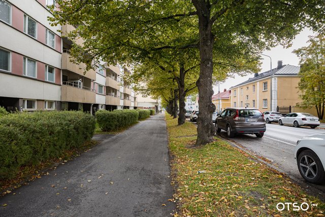 Itsenäisyydenkatu 59 C