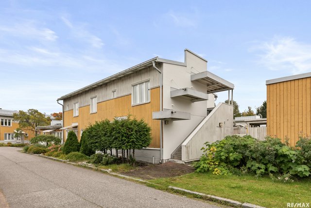 Peltokylänraitti 5 D