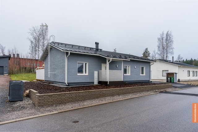 Tikkaajankatu 4, Turku (Yli-Maaria), Kuva 24, esikatselu