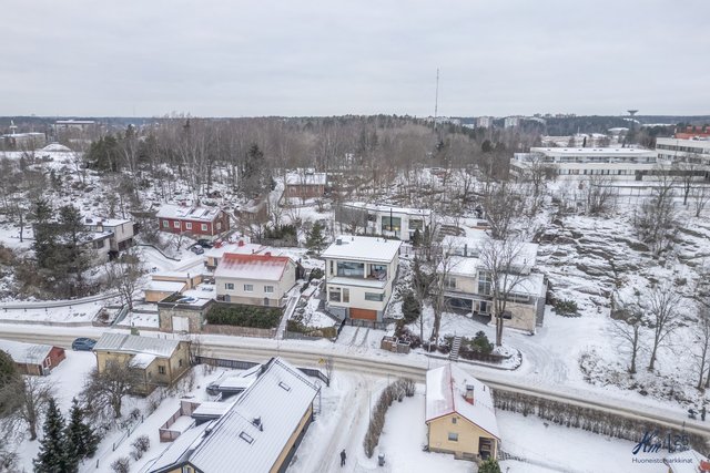 Rieskalähteentie 10, 20300 TURKU 42