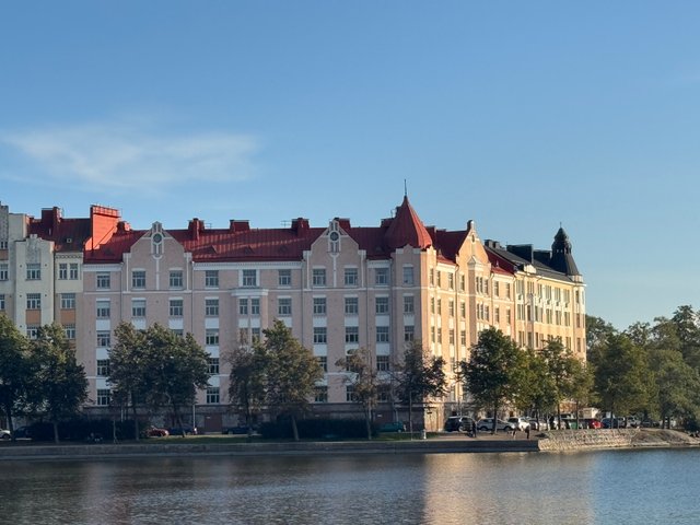 Säästöpankinranta 10 E