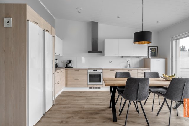 Tikkaajankatu 4, Turku (Yli-Maaria), Kuva 7, esikatselu