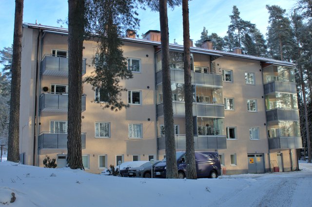 Yrjönpolku 1 A