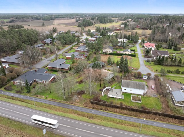 Piilipuunkuja 9, 21410 Lieto 28