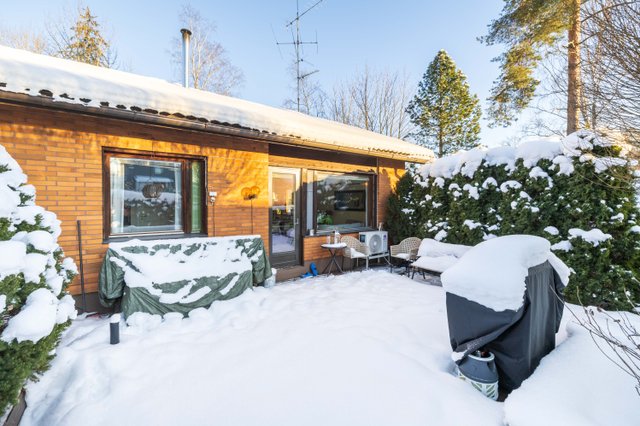 Lintukalliontie 5 B, Vantaa (Kivimäki, Martinlaakso), Kuva 15, esikatselu