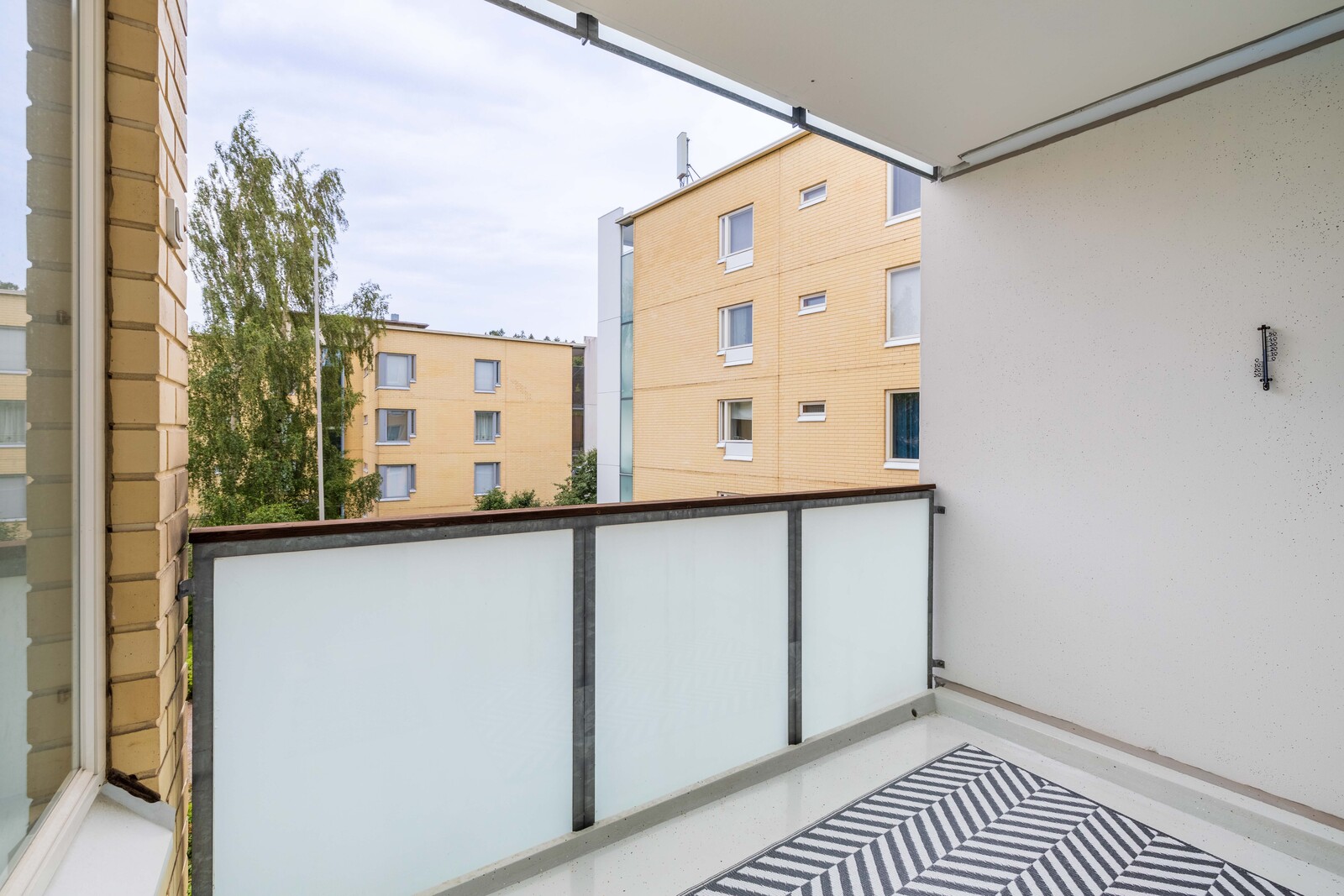 Tulvaniitynpolku 5, Helsinki (Veräjälaakso), Kuva 11