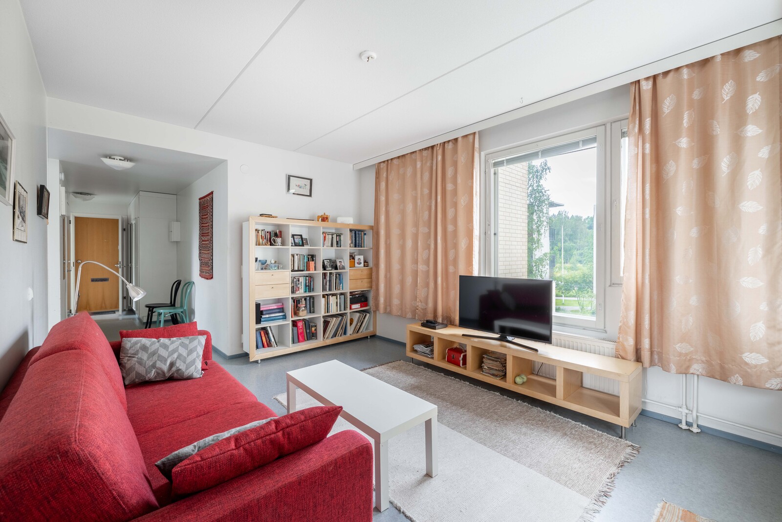 Tulvaniitynpolku 5, Helsinki (Veräjälaakso), Kuva 4