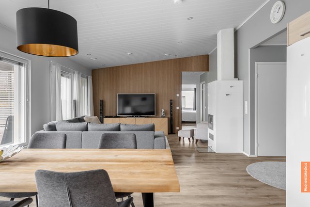 Tikkaajankatu 4, Turku (Yli-Maaria), Kuva 11, esikatselu