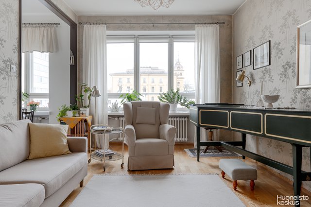 Pakkahuoneenkatu 9 B