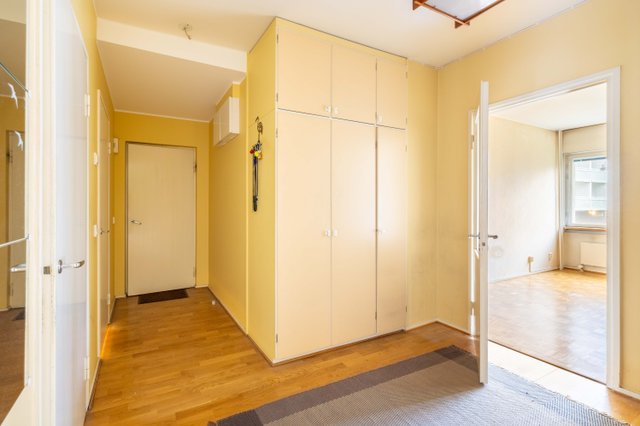 Kirkkoherrantie 3, Helsinki (Veräjämäki), Kuva 5, esikatselu