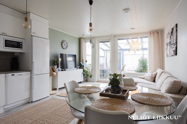 Leipurinkuja 13-15 A