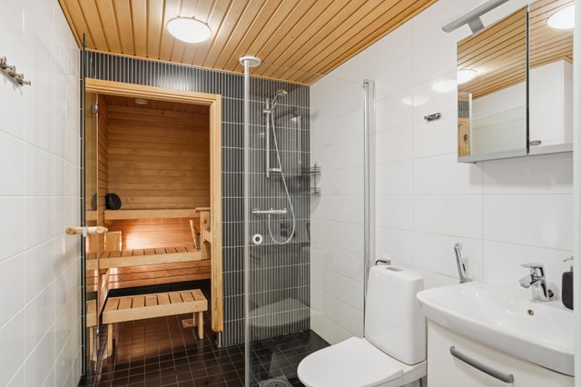 Ratakuja 1, Vantaa (Tikkurila), Kuva 9, esikatselu