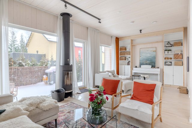 Haapaperhosentie 4 D, Helsinki (Honkasuo), Kuva 1, esikatselu