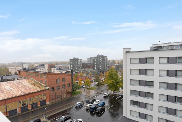 Hämeenkatu 13-17 E