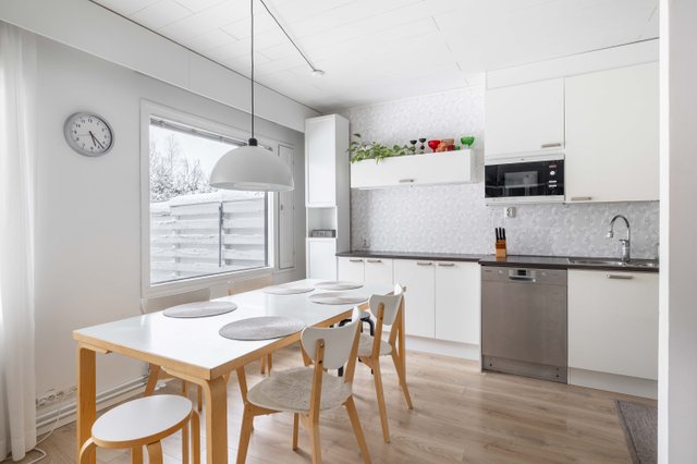 Liljatie, Vantaa (Tikkurila, Viertola), Kuva 7, esikatselu