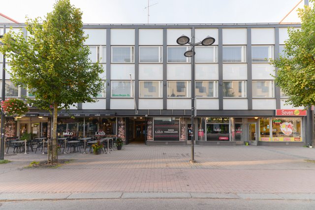 Valtakatu 46